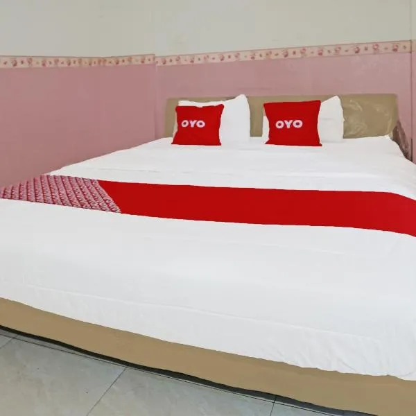 SUPER OYO 92003 Sky Airlines Guesthouse, hotell i Tangerang