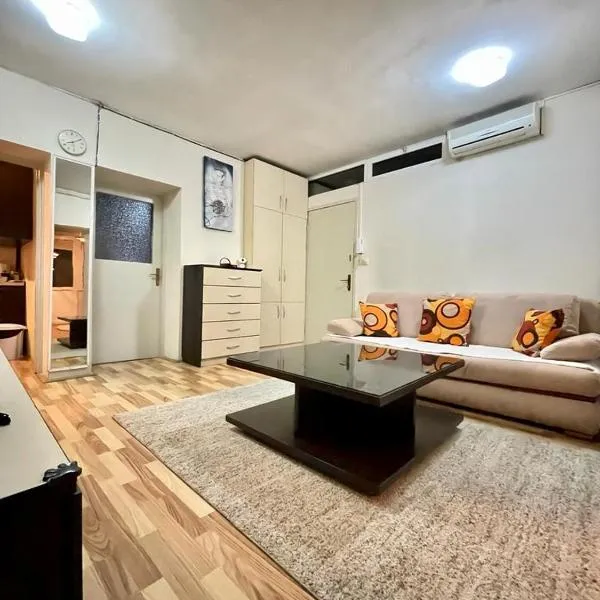 Center House Hostel, hotel v destinaci Pristina