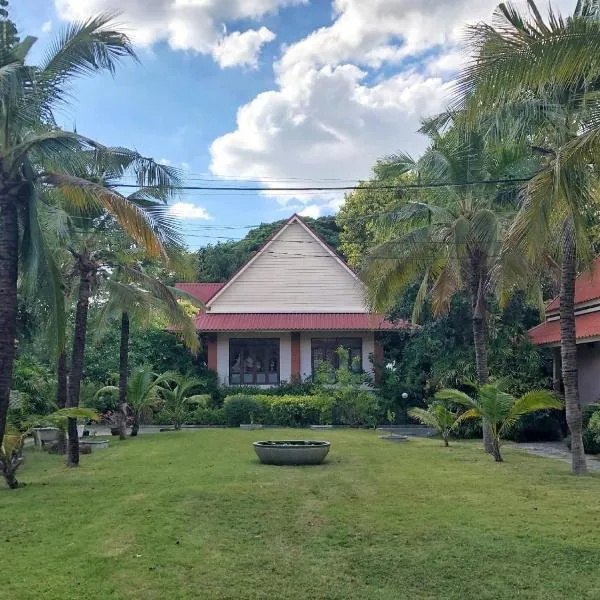 Tonwa Resort Hotel, hôtel à Ban Samran