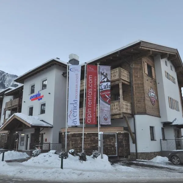 AvenidA Mountain Resort by Alpin Rentals - incl Summercard，卡普倫的飯店