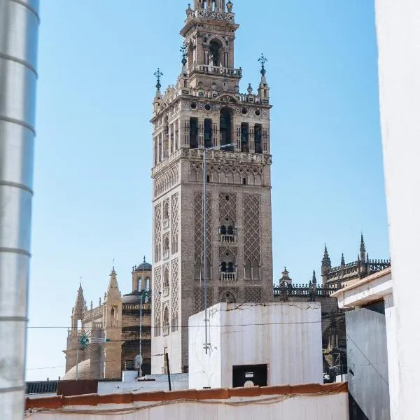 Ático lujo junto a la catedral. Giralda, hotel in Seville