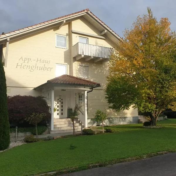 Appartementhaus Henghuber, hotel v destinaci Bad Füssing