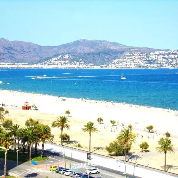 FACE A PLAGE COSTA BRAVA - AMPURIA STUDIO CABINE, hotel in Empuriabrava