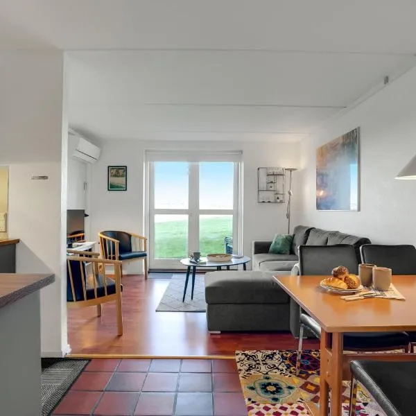 Gorgeous Apartment In Lemvig, hotel in Lemvig