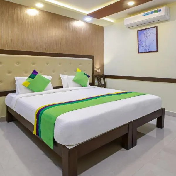 Treebo Trend Naaz Royal, hotel em Vallam