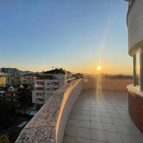 B&B - Private Rooms, hotel in Tirana