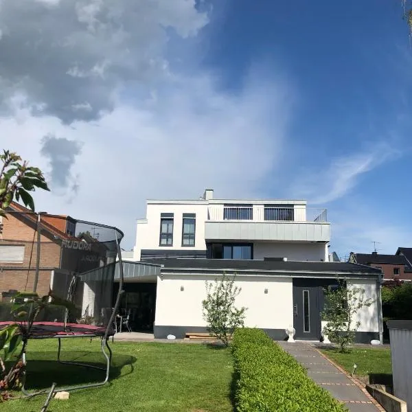 moderne Ferienwohnung in Rheinbach bei Köln/Bonn, hotel v destinaci Rheinbach