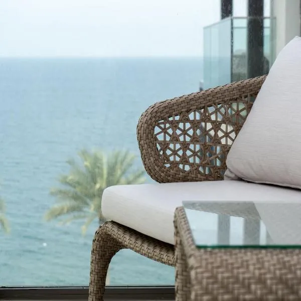 Alnoon at Address Beach Resort Fujairah – hotel w mieście Sharm