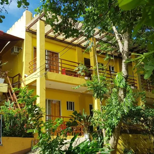 JIM'S CASTLE INN, hotel v destinaci Coron