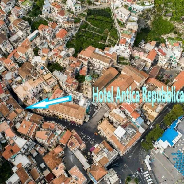 Hotel Antica Repubblica in Amalfi center at 100mt from the sea with payment parking，阿馬爾菲的飯店