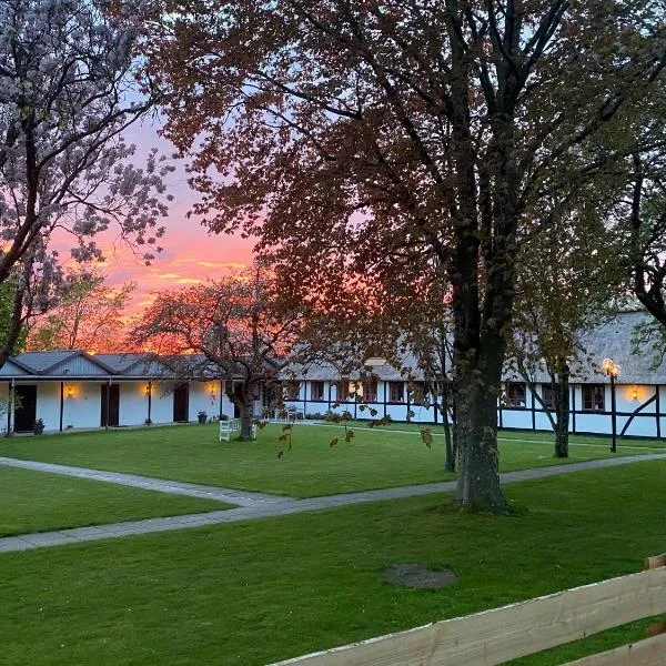 Kirsebærkroen - The Inn Between, hotel v destinaci Præstø