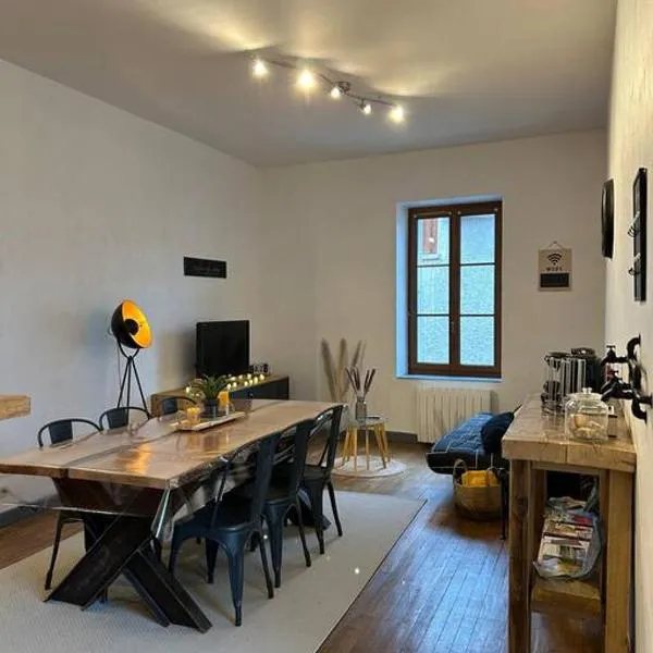 Au fil des étoiles – hotel w mieście Selles-sur-Cher