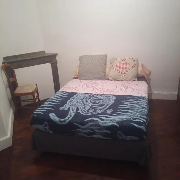 Logement proche de tout, hotel em Saint-Laurent-de-Neste