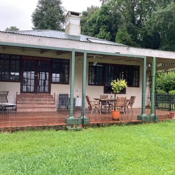 Irish Hills - two bedroom apartment, hotel in Hilton