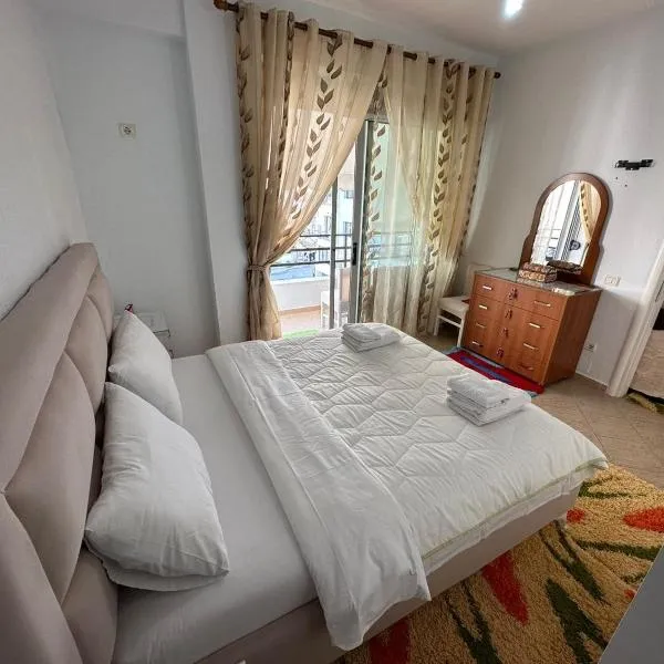Taulant, khách sạn ở Sarandë