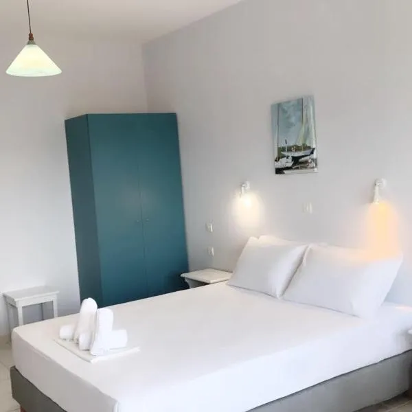 Ilias Apartments, готель у місті Фінікунда
