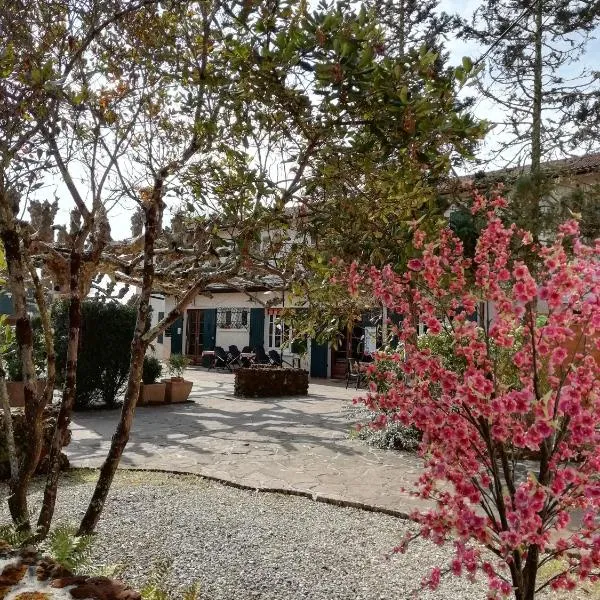 L'Auberge de Lugos, hotel in Moustey