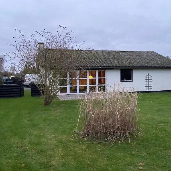 Fiskerhuset langø, hotel in Riddertofte