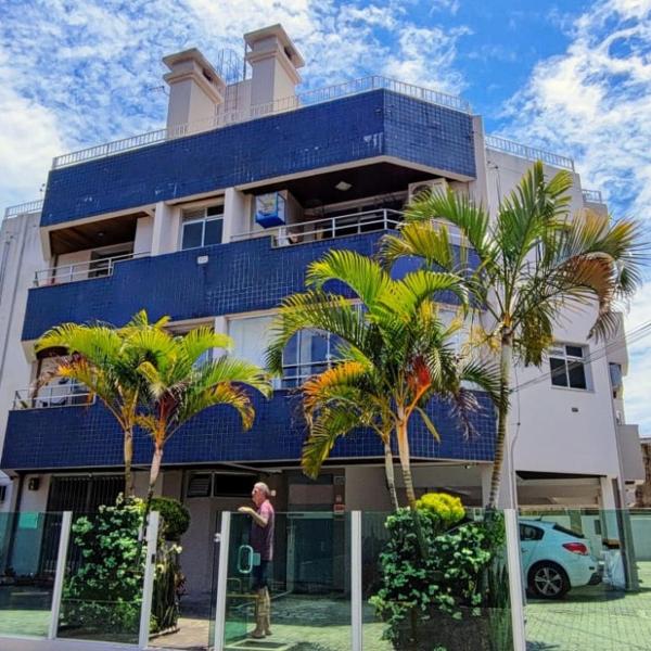 Canasvieiras Apto 150m da praia churrasqueira e garagem