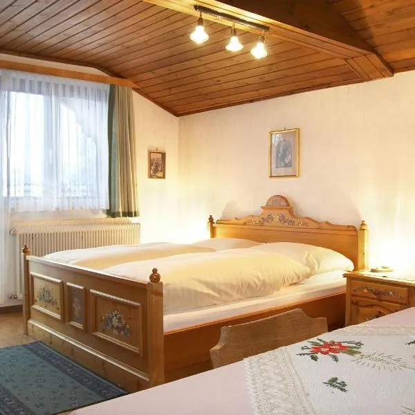 Gasthof Pension St. Wolfgang, hotell i Sankt Corona am Wechsel