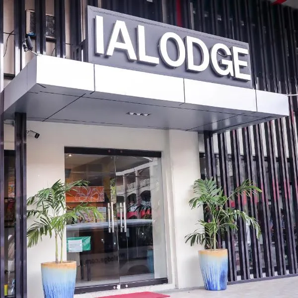 Ialodge, hotel Albuera városában