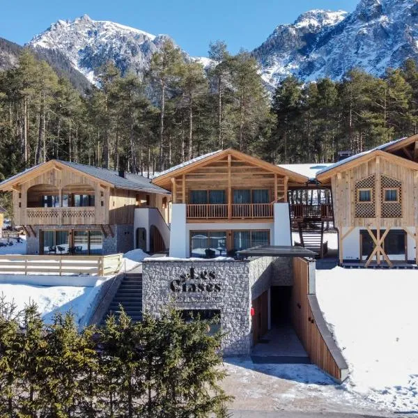 Les Ciases Chalets Dolomites Apt 4, hotel in San Vigilio Di Marebbe