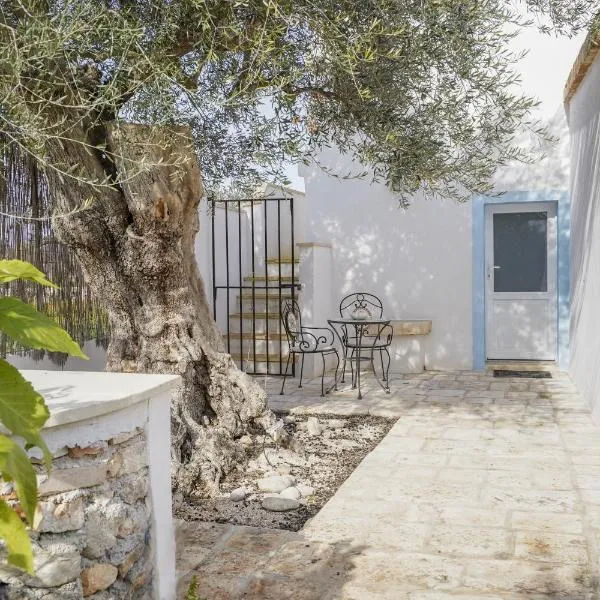 Casina delle Rose - Scirocco, hotel in Cozzana