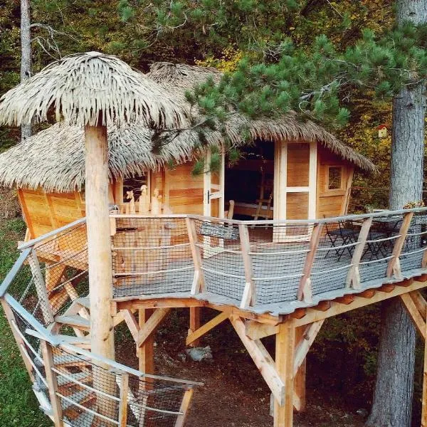 Pine Point, hotel v Trenčianských Teplicích