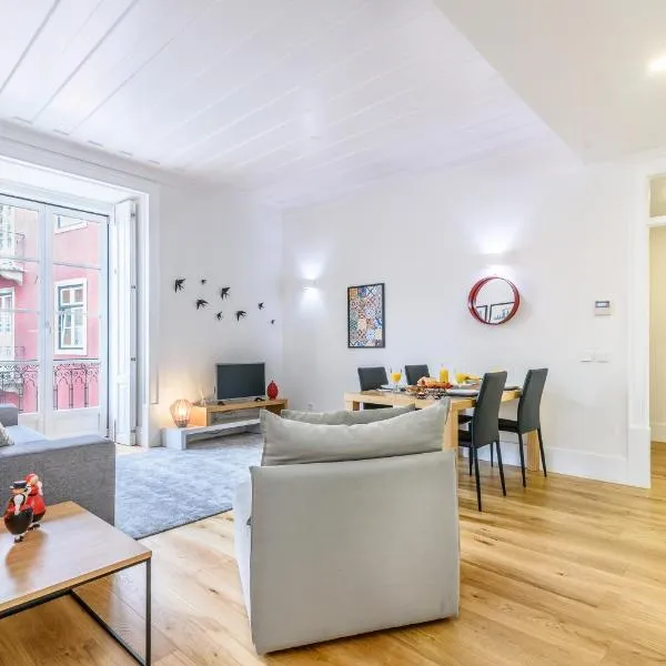 Modern Flat in Downtown Lisbon by LovelyStay