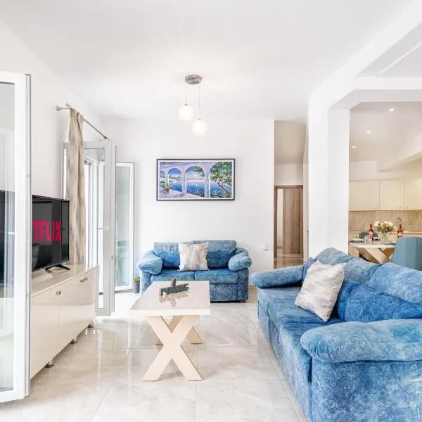 4You Luxury Apartments, khách sạn ở Moraḯtika