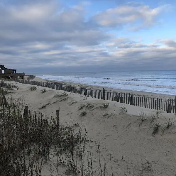 Queen Anne's Revenge at the Beach cottage, hotel v destinaci Kitty Hawk