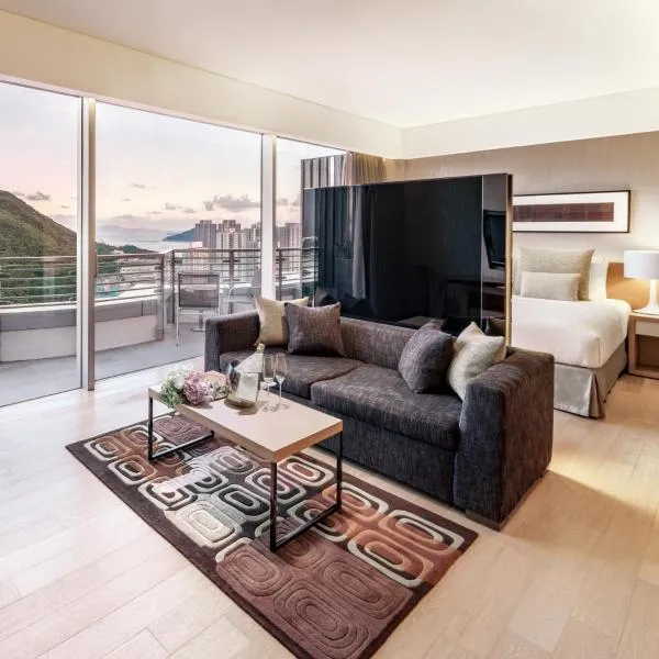 Nina Hotel Island South, hotel v Hong Kongu