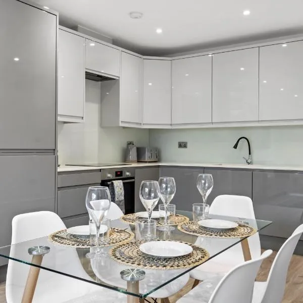 Star London Vivian Avenue 2-Bed Retreat with Garden, hotel in The Hyde