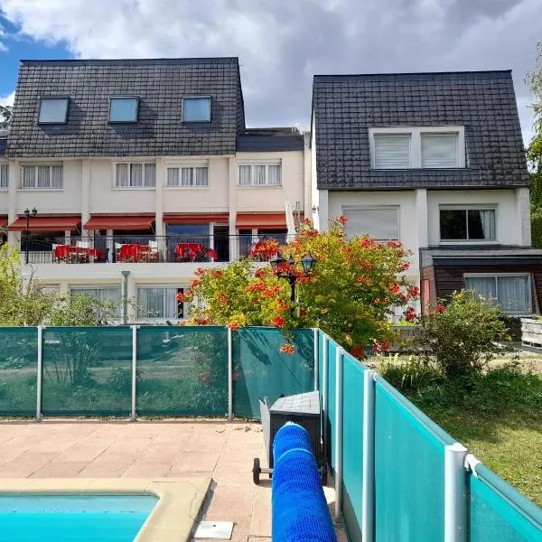 Hotel La Longue Vue, hotel em Gennes