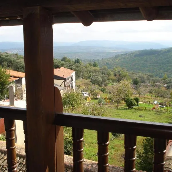 Apartamentos Azahar, hotel v destinaci Mogarraz