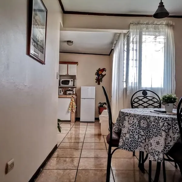 Casa Cafetal Aeropuerto, hotel v destinaci Alajuela