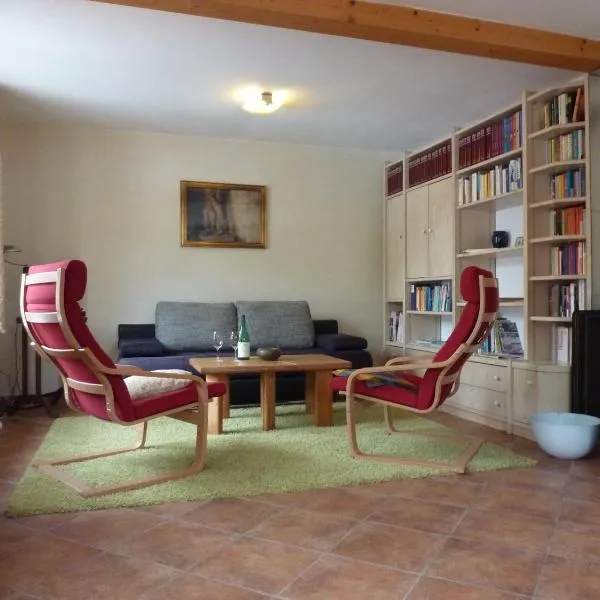 Ferienwohnung Haus am Singberg, hotel in Ramsthal