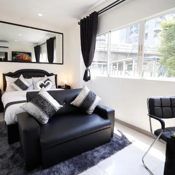 Thonglor Suites Hotel, hotel em Bangkok