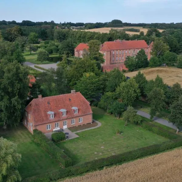 Forvalterboligen, hotel en Øster Hurup