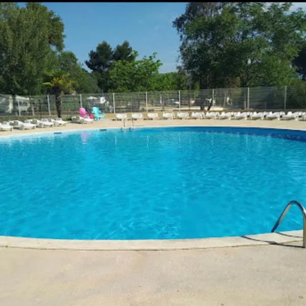 Au p’tit bonheur, hotel em La Roque-dʼAnthéron