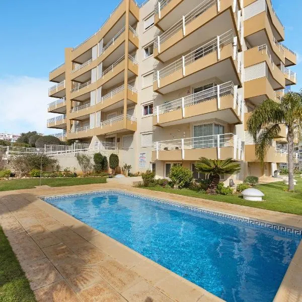 Casa Danúbio, Hotel in Strand Praia da Rocha