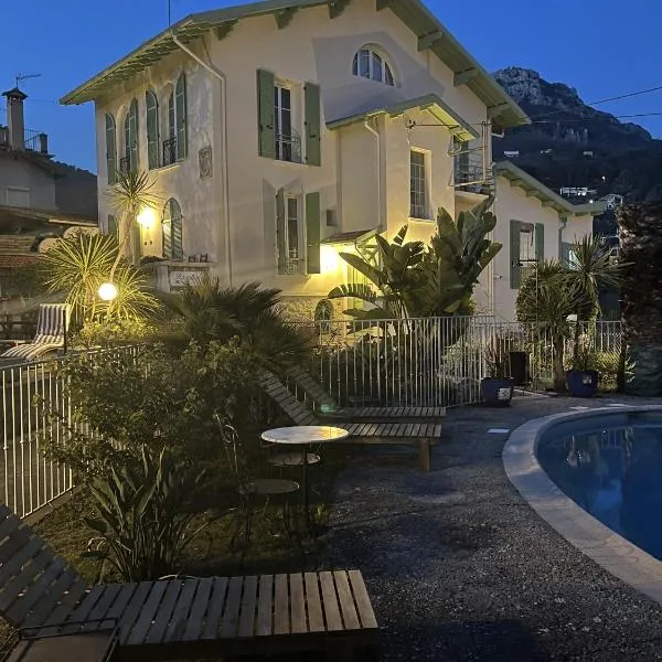 La Villa Roseraie , Hôtel Familial OUVERT TOUTE L'ANNEE, hotel v destinaci Vence