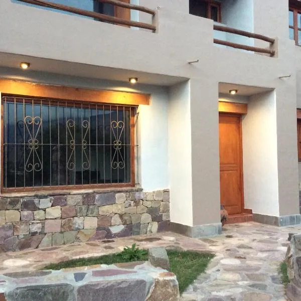Casa en Tilcara con hermosa vista al Pucara, hotel v destinaci Tilcara