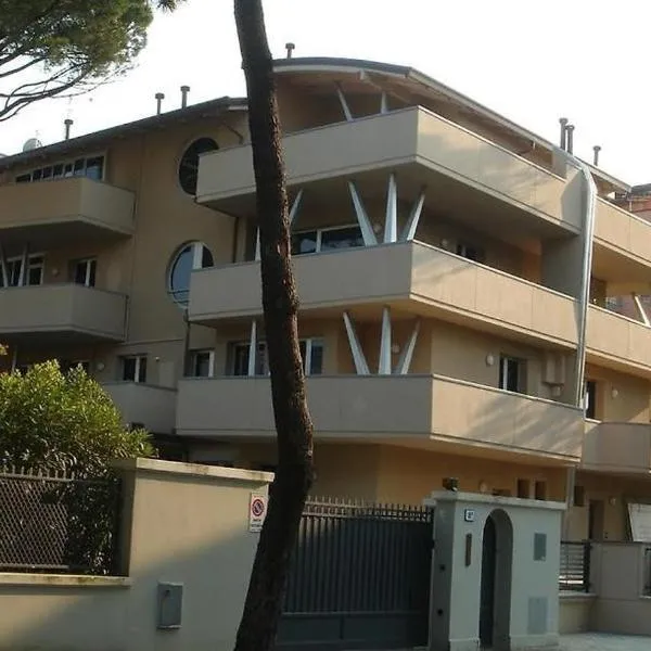 Residence La Settima, hotel a Milano Marittima