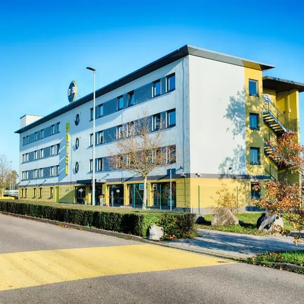 B&B HOTEL Baden-Airpark, хотел в Hügelsheim