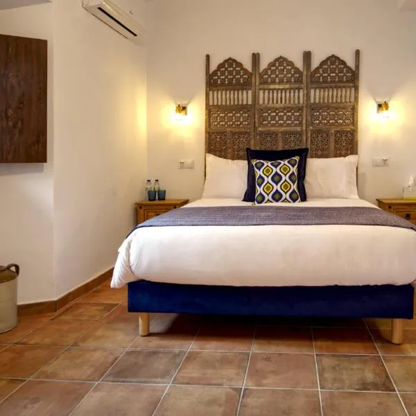 La Vieja Botica, hotel v destinaci Canillas de Aceituno