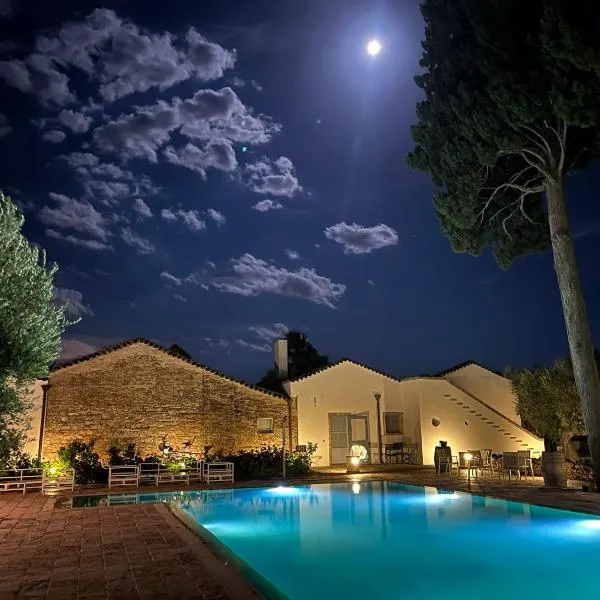 Masseria Celentano Relais & Agriturismo, מלון בסן סברו