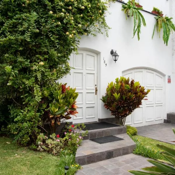 Lima 18 Boutique, hotel in Lima