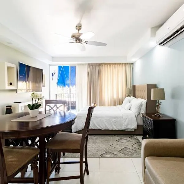 City Edge La Vie, hotel v destinaci Kingston