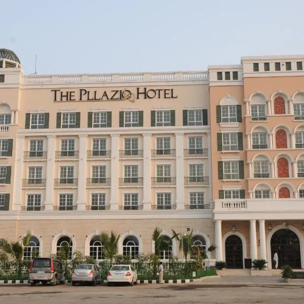 The Pllazio Hotel, hotel a Dhauj